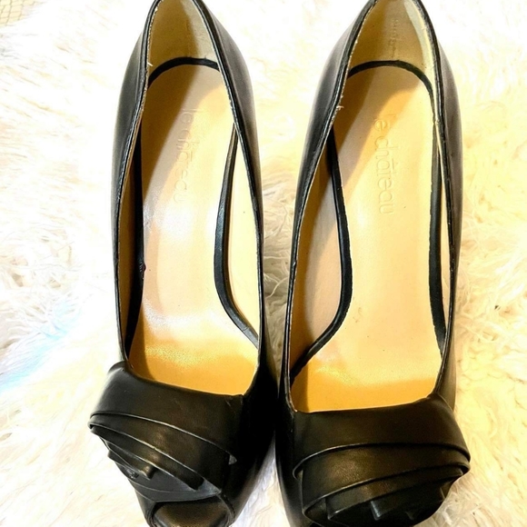 Le Chateau Black Peep-Toe Pumps - Picture 3 of 3